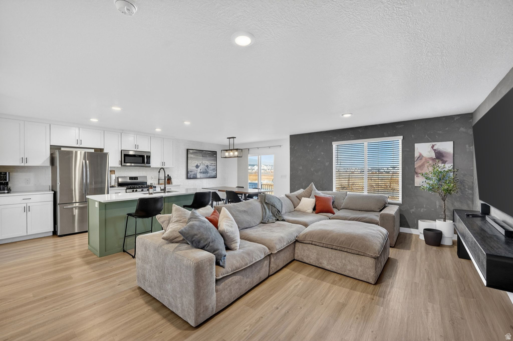 3590 W BARLEY BND Lehi, UT 84048