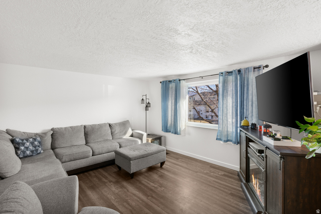 3705 S 2025 W Roy, UT 84067