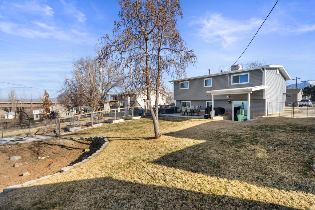 3705 S 2025 W Roy, UT 84067