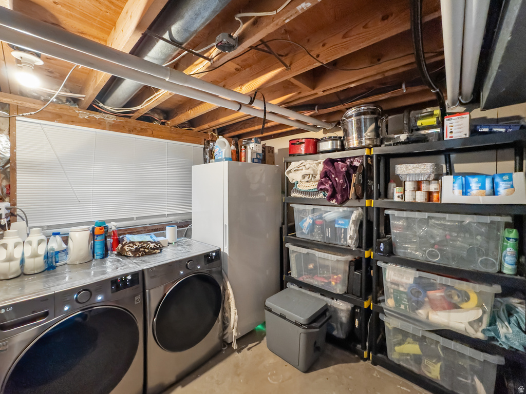 3705 S 2025 W Roy, UT 84067