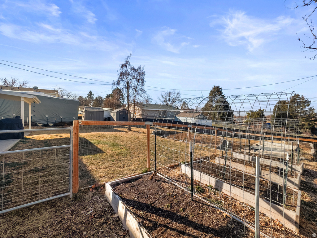 3705 S 2025 W Roy, UT 84067