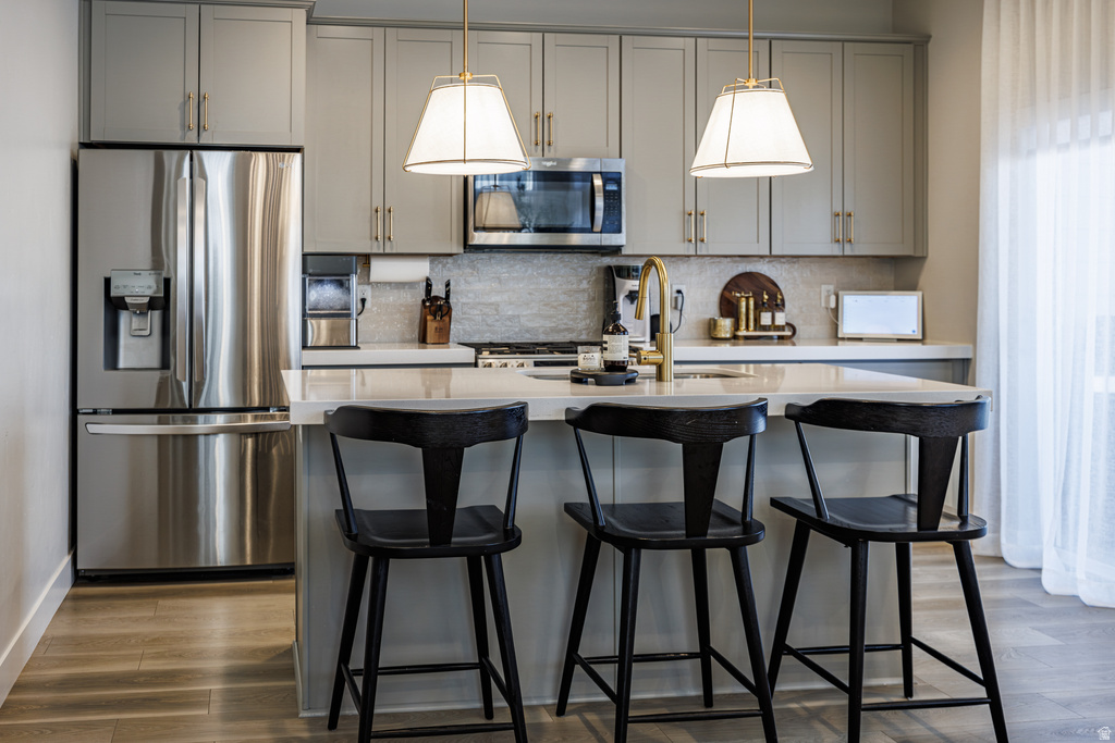 9817 N AARON AVE Eagle Mountain, UT 84005