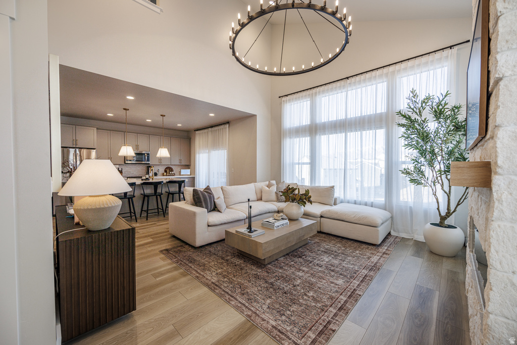 9817 N AARON AVE Eagle Mountain, UT 84005