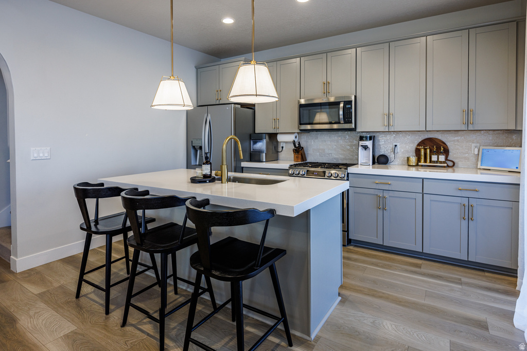 9817 N AARON AVE Eagle Mountain, UT 84005