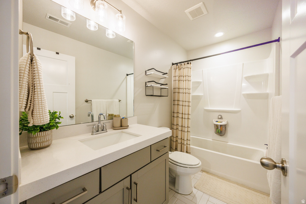 9817 N AARON AVE Eagle Mountain, UT 84005