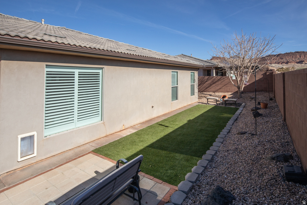 1212 E GORDON LN Washington, UT 84780