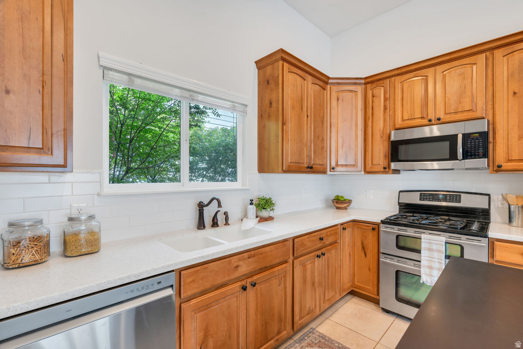 10774 S NAVARRO WAY South Jordan, UT 84095