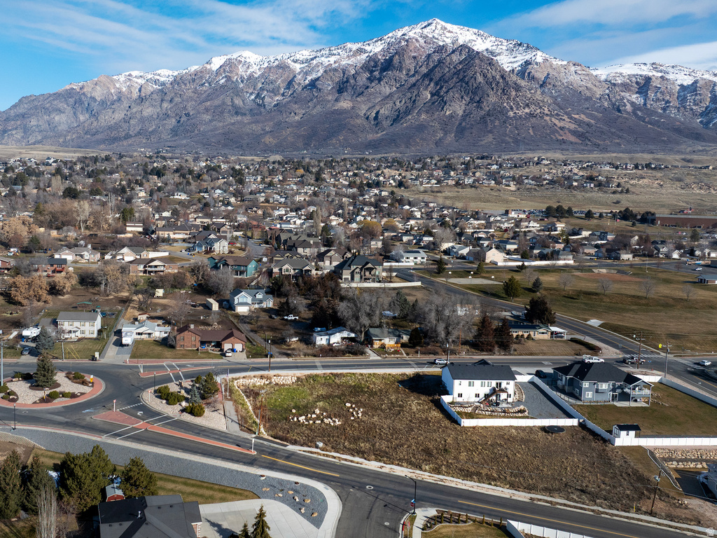 641 W ELBERTA DR Pleasant View, UT 84414