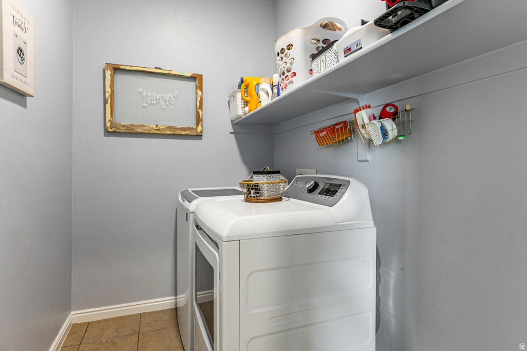 837 W WILSTEAD DR North Salt Lake, UT 84054