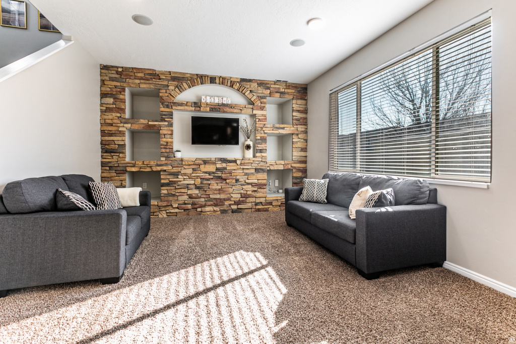 837 W WILSTEAD DR North Salt Lake, UT 84054