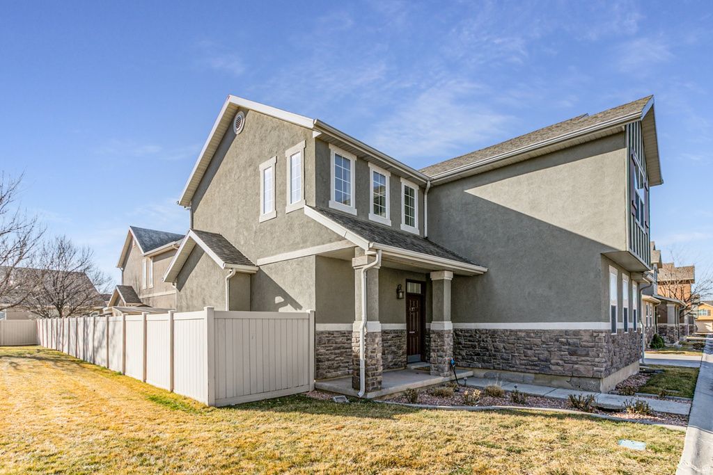 837 W WILSTEAD DR North Salt Lake, UT 84054
