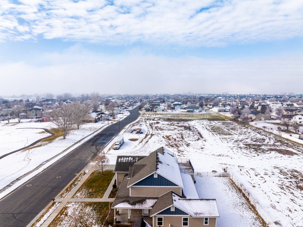 3736 W HAMMON LN Syracuse, UT 84075