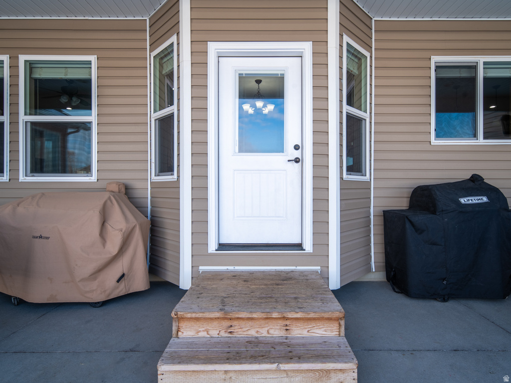 3736 W HAMMON LN Syracuse, UT 84075