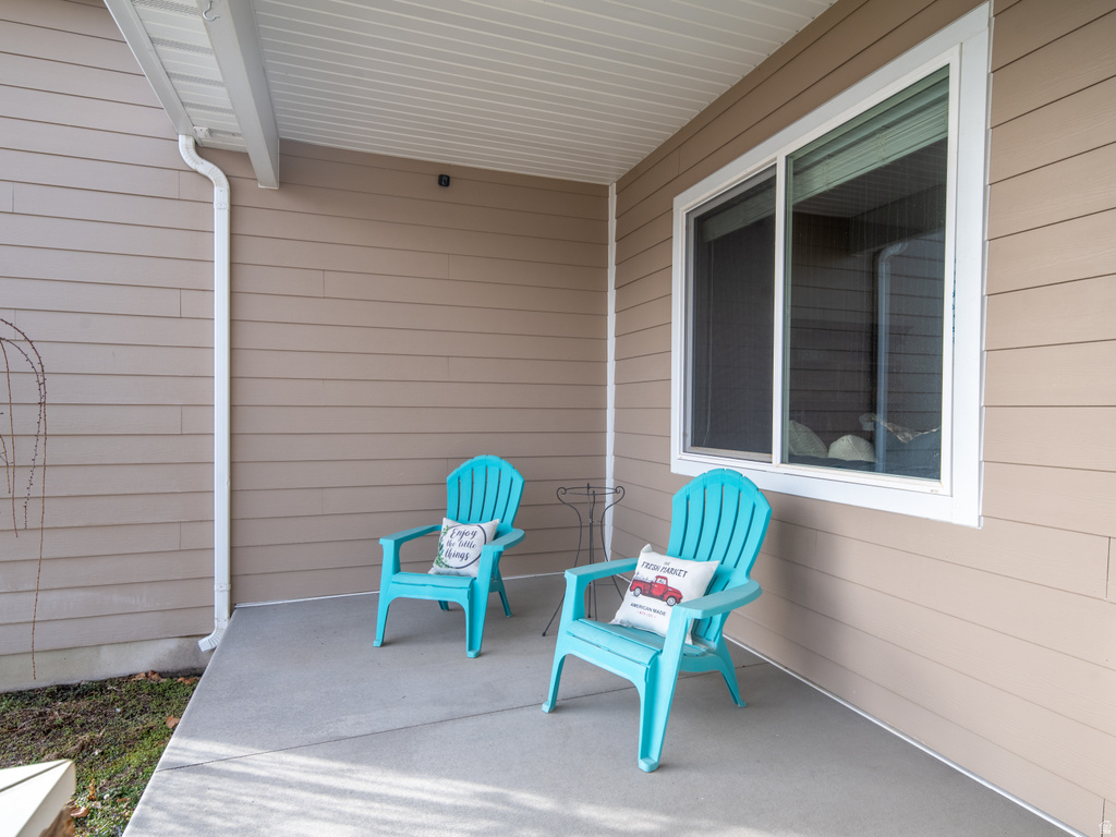 3736 W HAMMON LN Syracuse, UT 84075