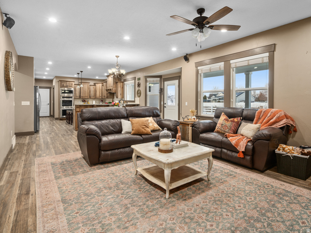 3736 W HAMMON LN Syracuse, UT 84075