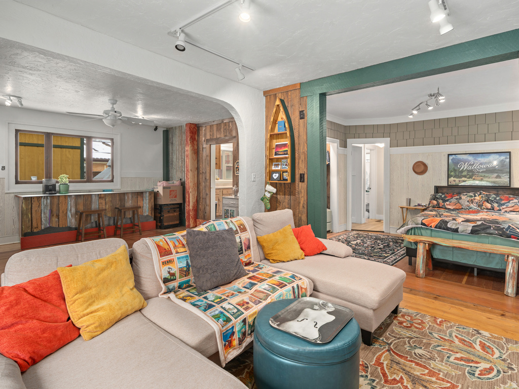 237 S 7400 E Huntsville, UT 84317