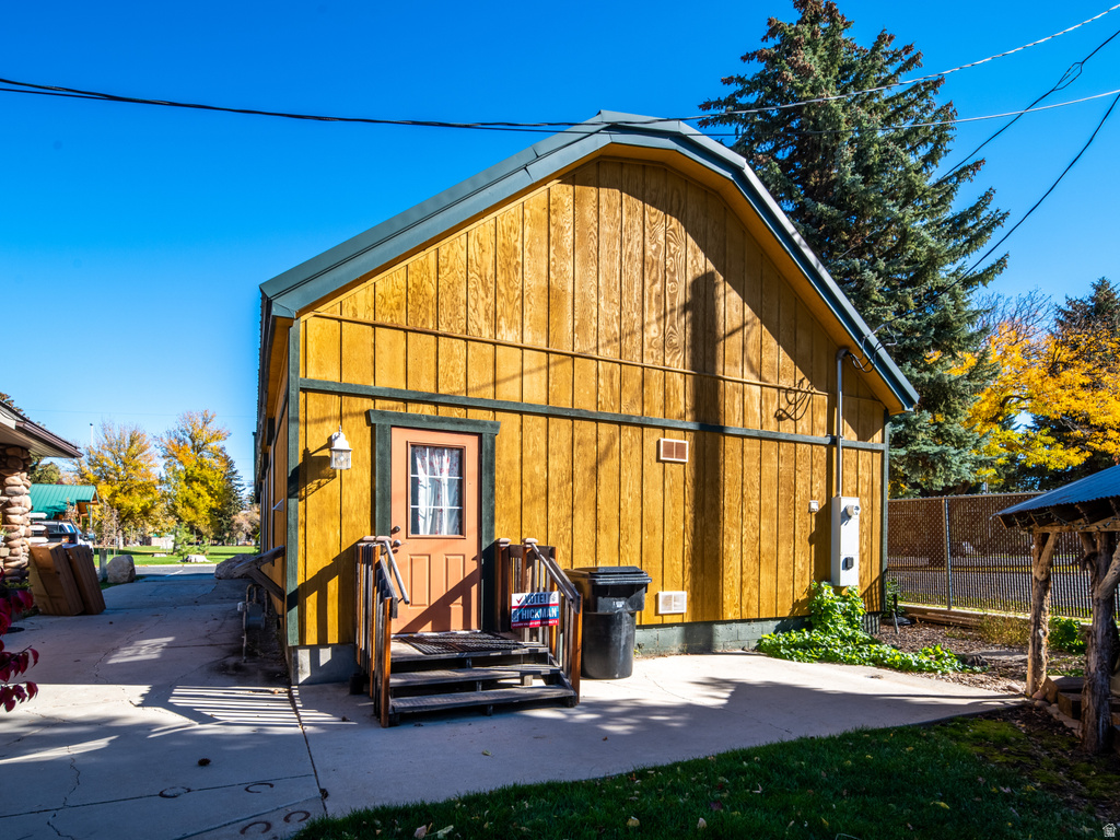 237 S 7400 E Huntsville, UT 84317