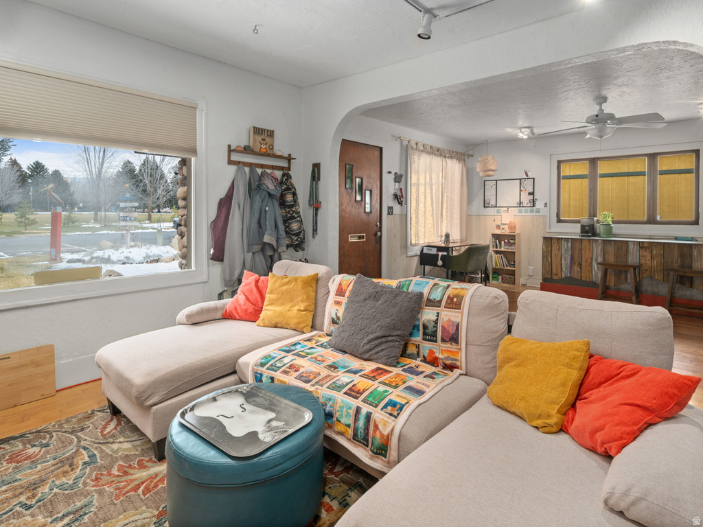 237 S 7400 E Huntsville, UT 84317