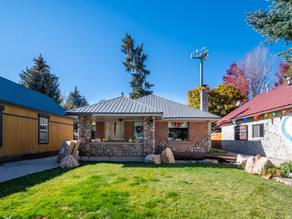 237 S 7400 E Huntsville, UT 84317