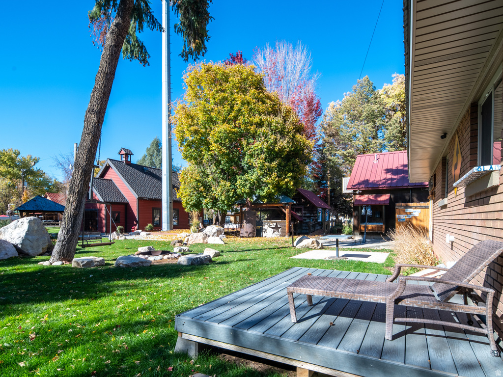 237 S 7400 E Huntsville, UT 84317