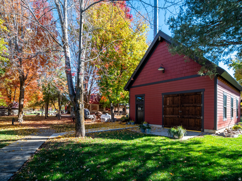 237 S 7400 E Huntsville, UT 84317