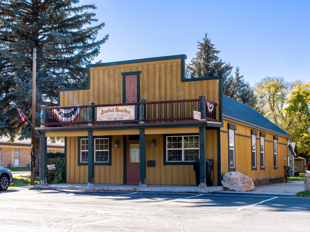 237 S 7400 E Huntsville, UT 84317