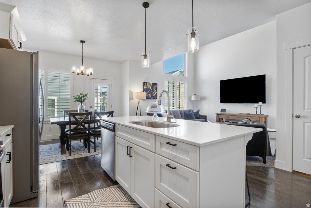 1572 N 4230 W Lehi, UT 84048