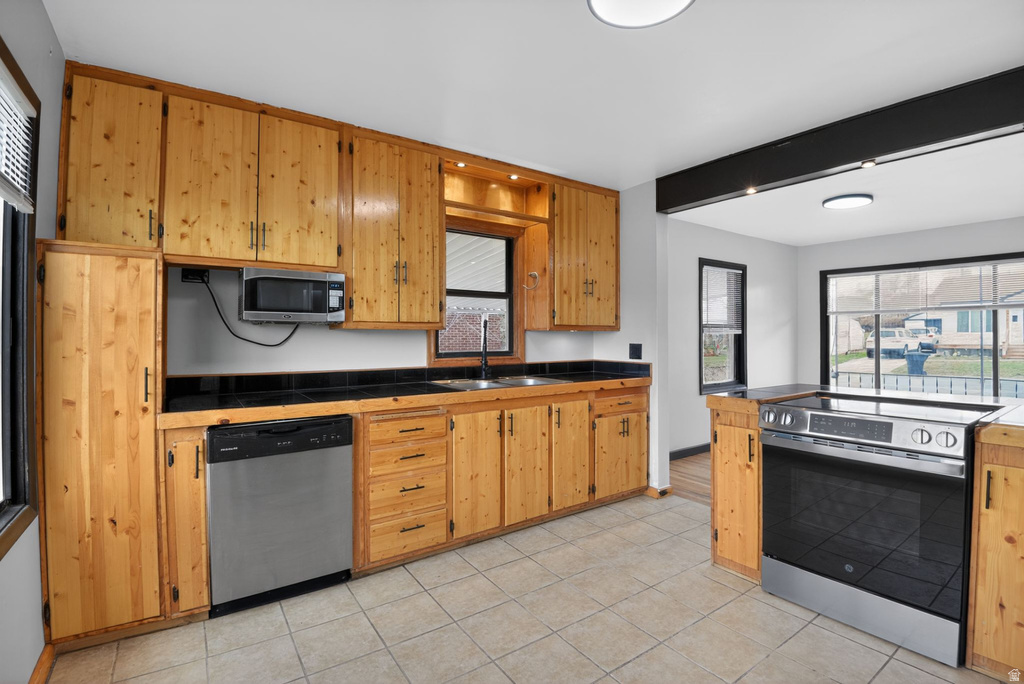 8646 W FLORENCE DR Magna, UT 84044