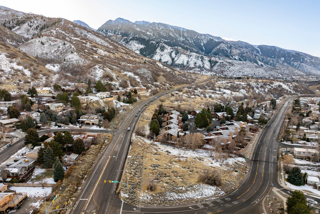 8955 S WASATCH BLVD Sandy, UT 84093