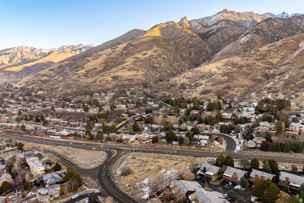 8955 S WASATCH BLVD Sandy, UT 84093