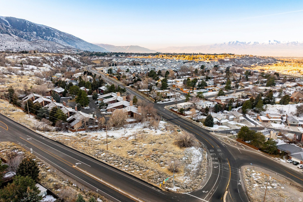 8955 S WASATCH BLVD Sandy, UT 84093