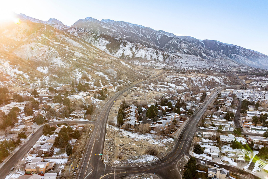 8955 S WASATCH BLVD Sandy, UT 84093