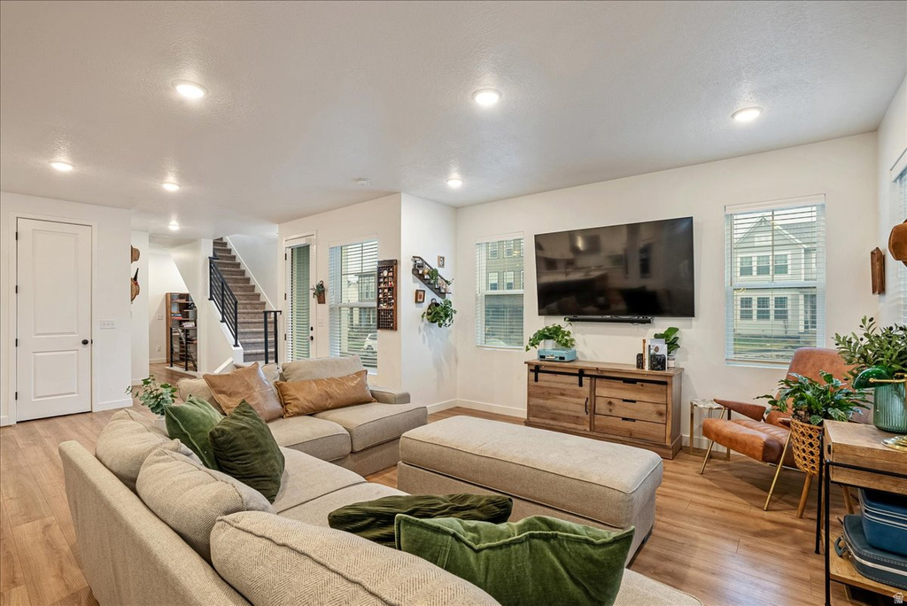 6706 W SKIP ROCK RD South Jordan, UT 84009