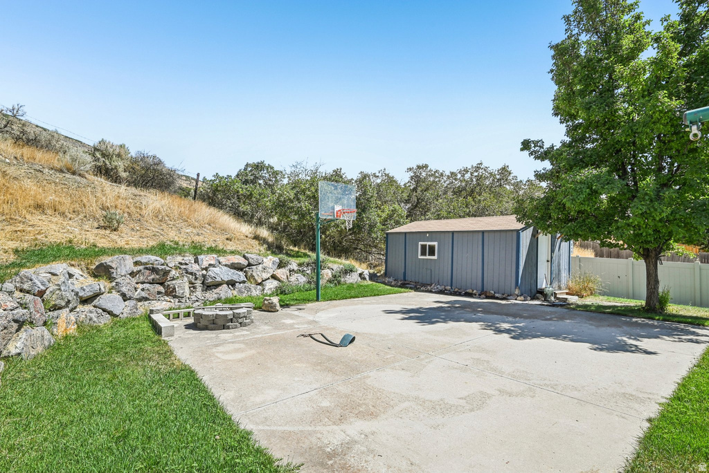 897 S CHEROKEE DR Pleasant Grove, UT 84062