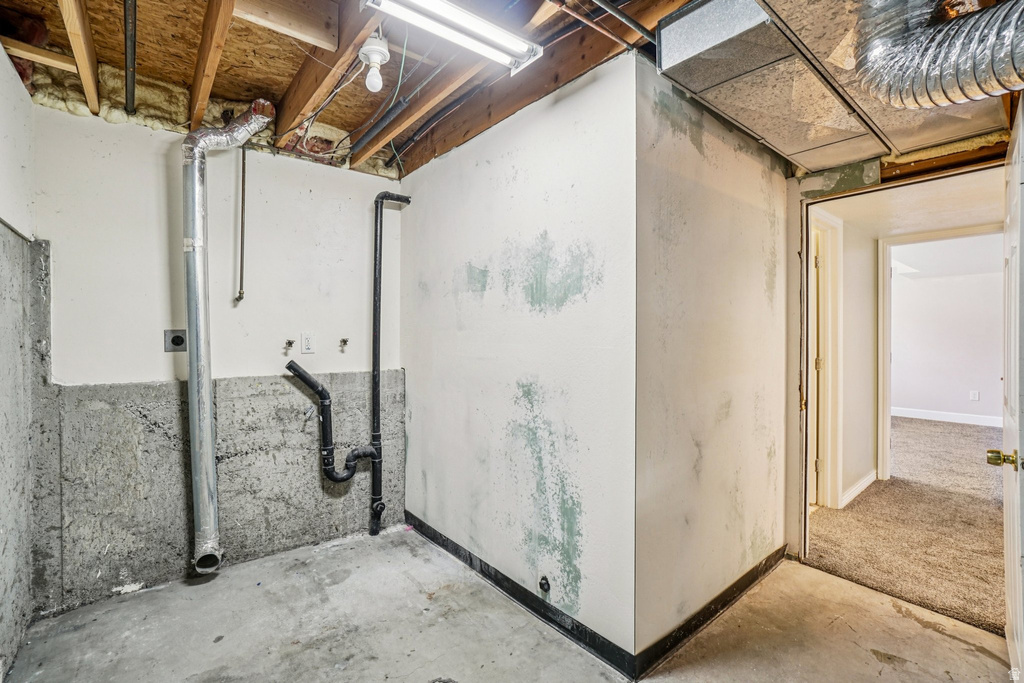 2995 W WESTCOVE DR West Valley City, UT 84119