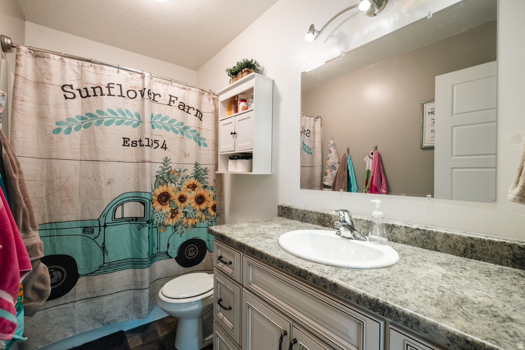 45 N CENTER ST Hyrum, UT 84319