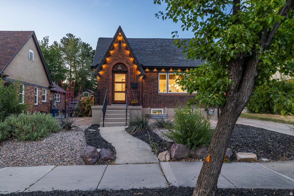 1525 E 1700 S Salt Lake City, UT 84105