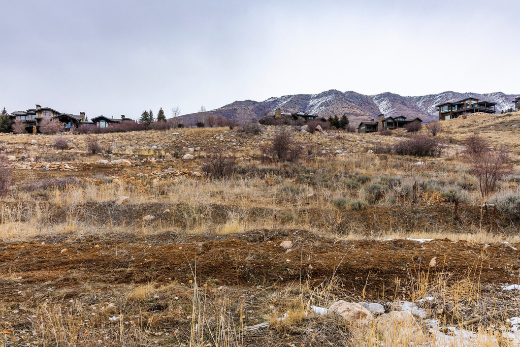 5610 E ELKHORN DR Eden, UT 84310