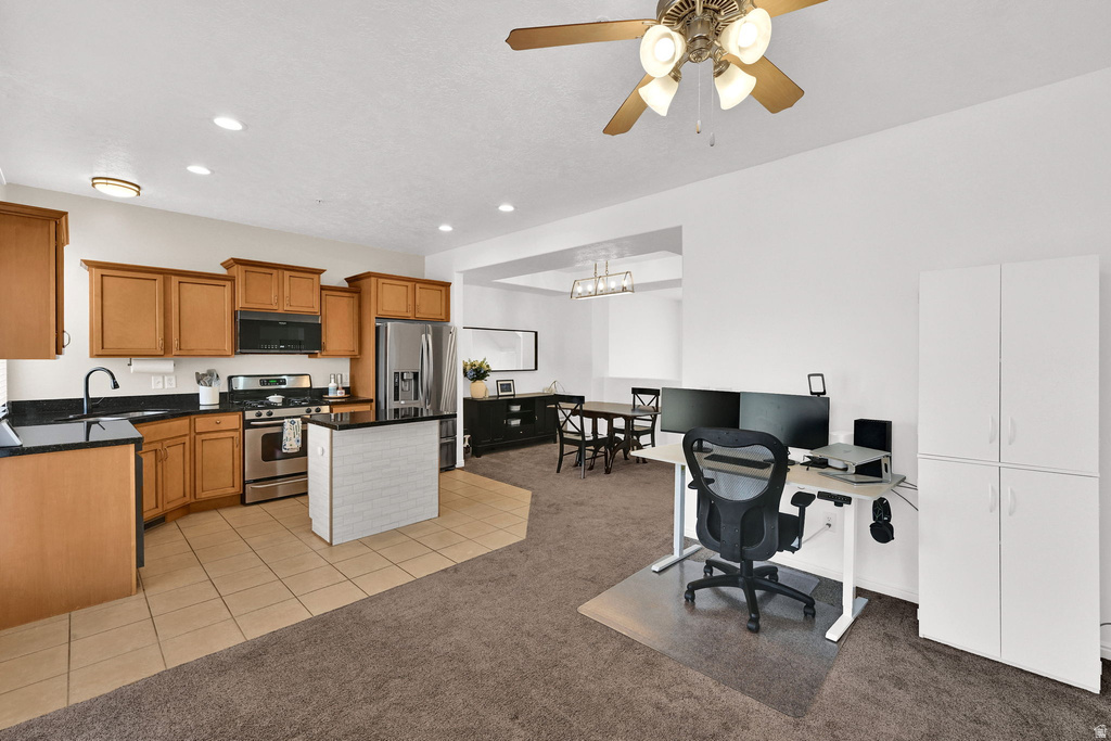 864 N FARMINGTON XING Farmington, UT 84025