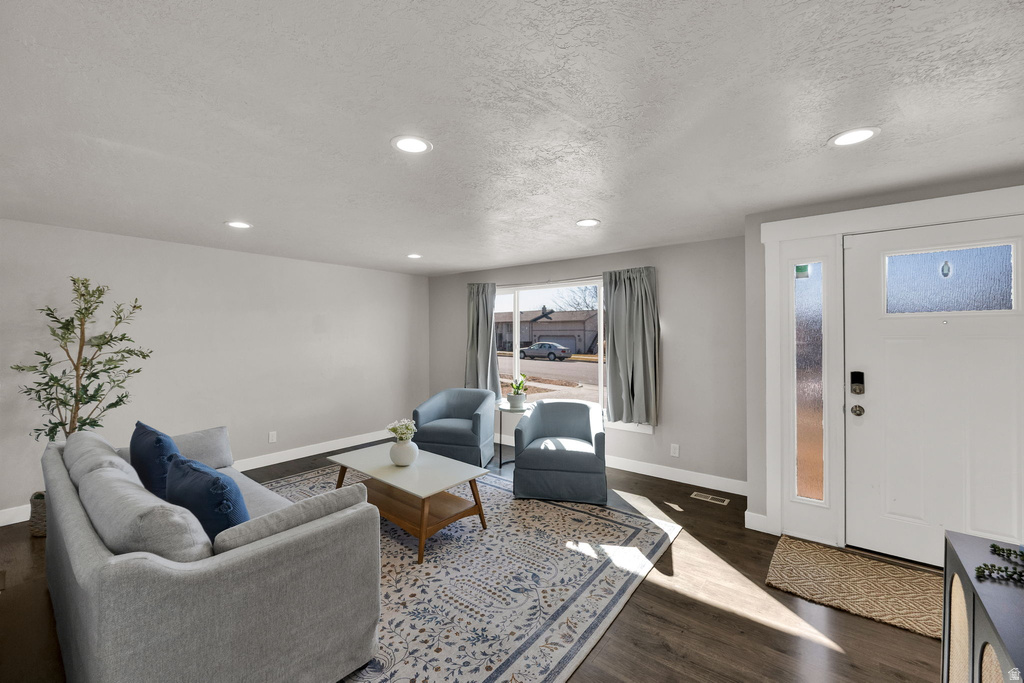 10517 S LARKSPUR DR Sandy, UT 84094