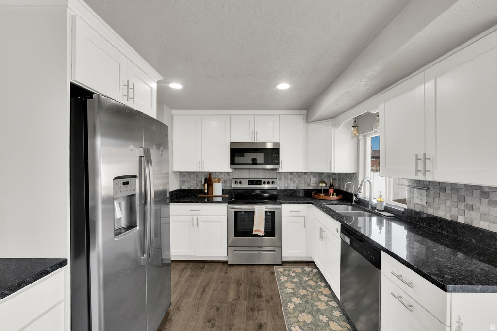 10517 S LARKSPUR DR Sandy, UT 84094