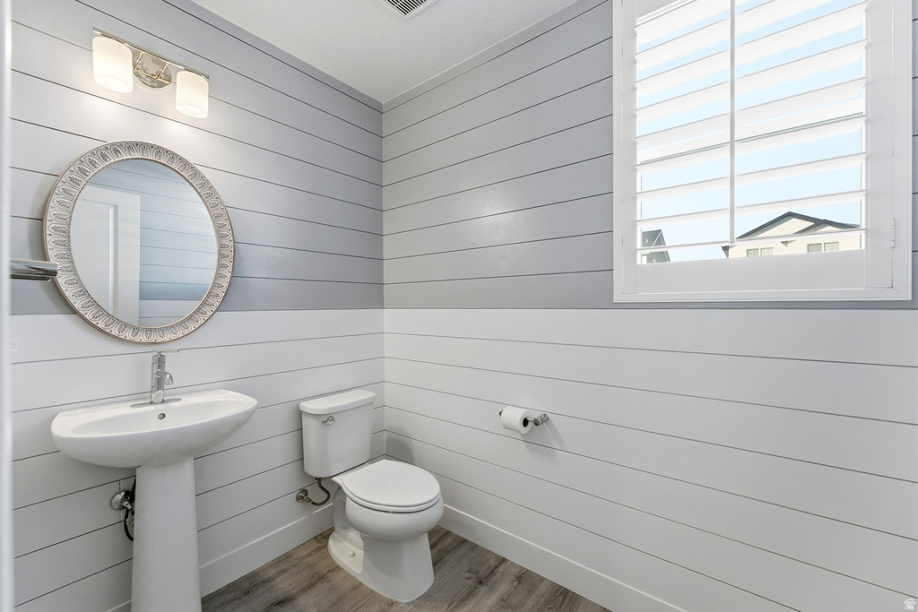 3022 S SHORELINE DR Syracuse, UT 84075