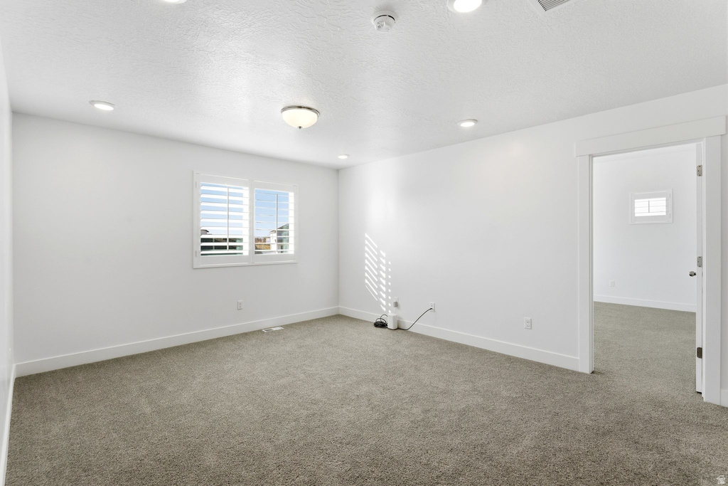 3022 S SHORELINE DR Syracuse, UT 84075