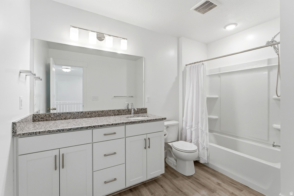 3022 S SHORELINE DR Syracuse, UT 84075