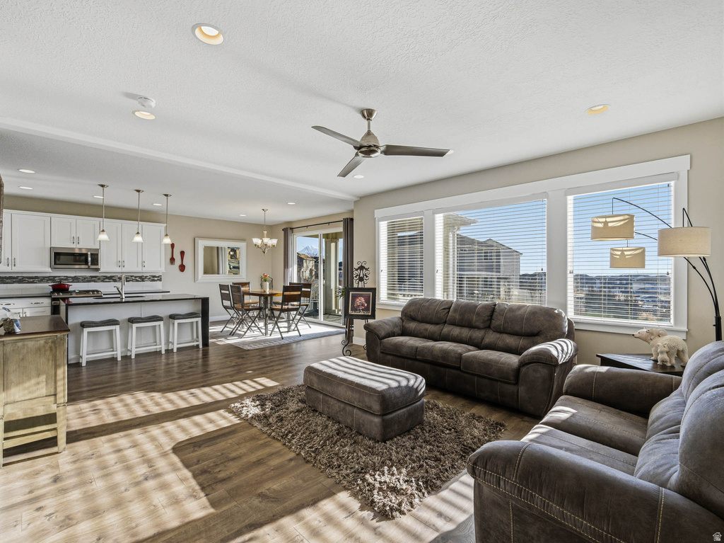 7170 N HONEY FIELD WAY Eagle Mountain, UT 84005