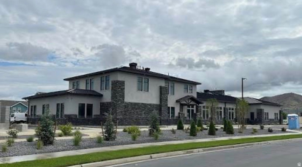 2016 E CEDAR TRAILS WAY Eagle Mountain, UT 84005