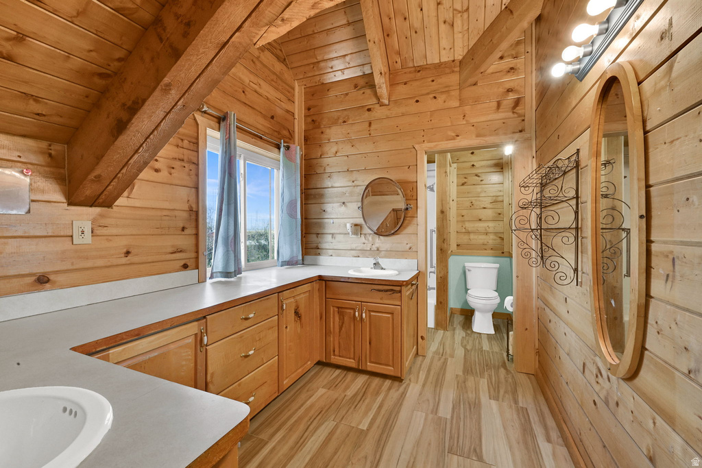 2480 S MAIN ST Clearfield, UT 84015