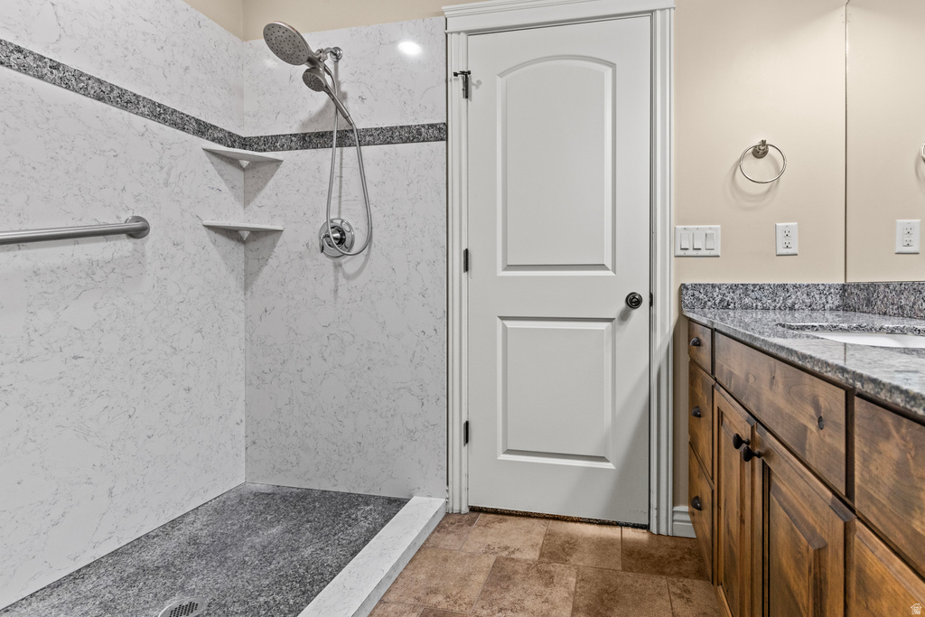 524 HYDE PARK LN Kaysville, UT 84037