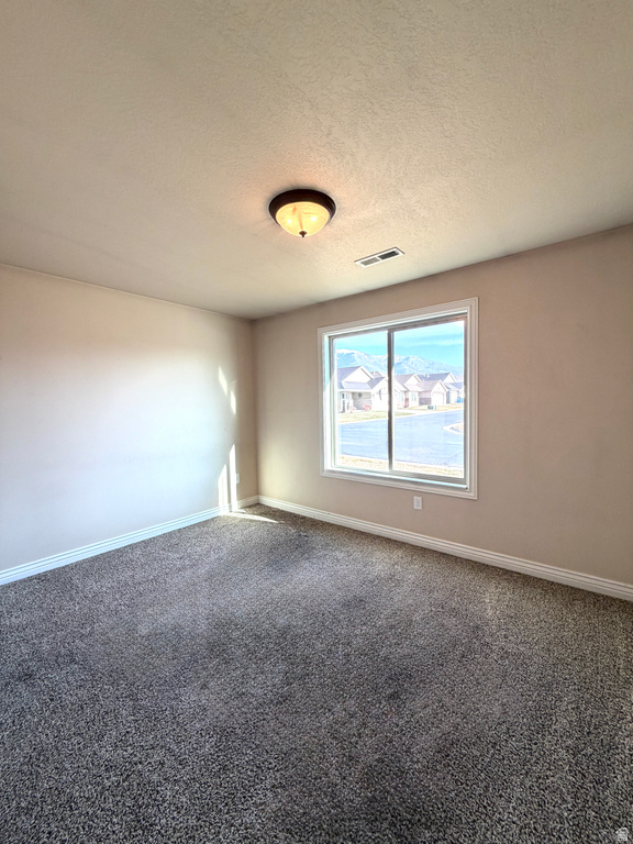 524 HYDE PARK LN Kaysville, UT 84037