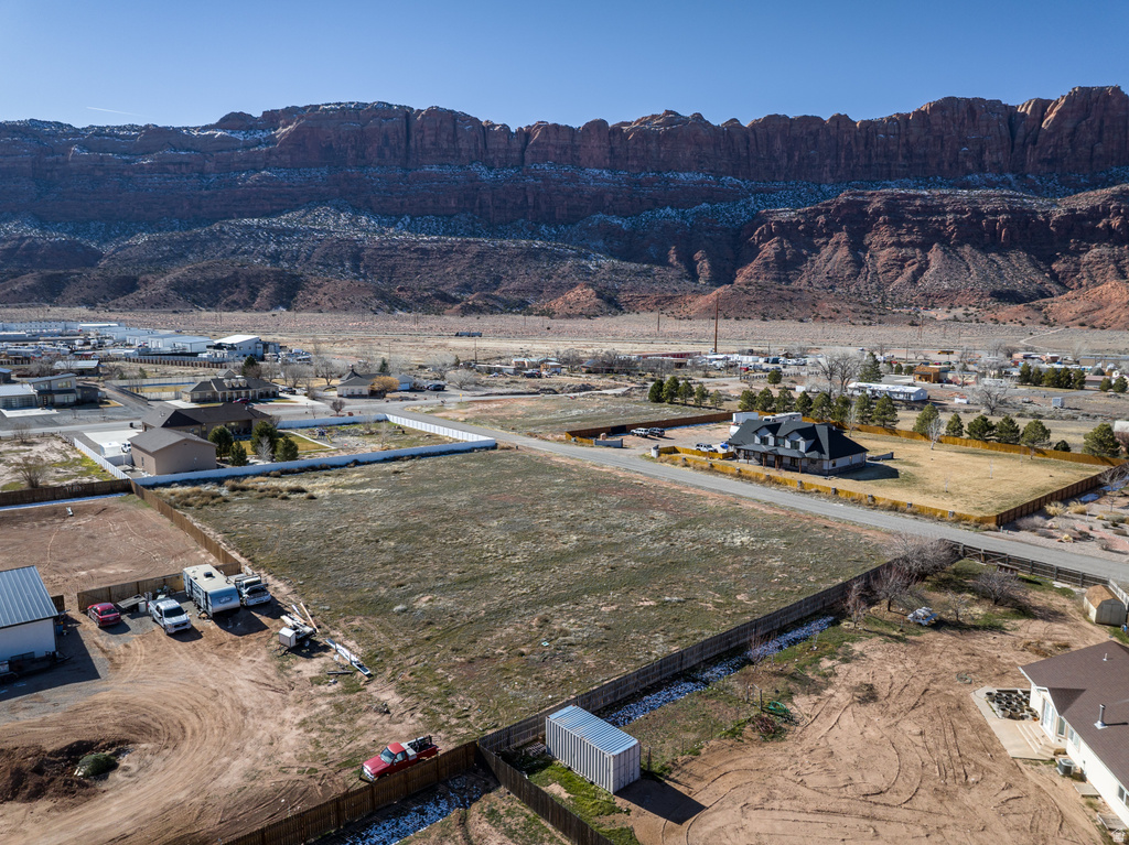 4690  LUNA CIR Moab, UT 84532